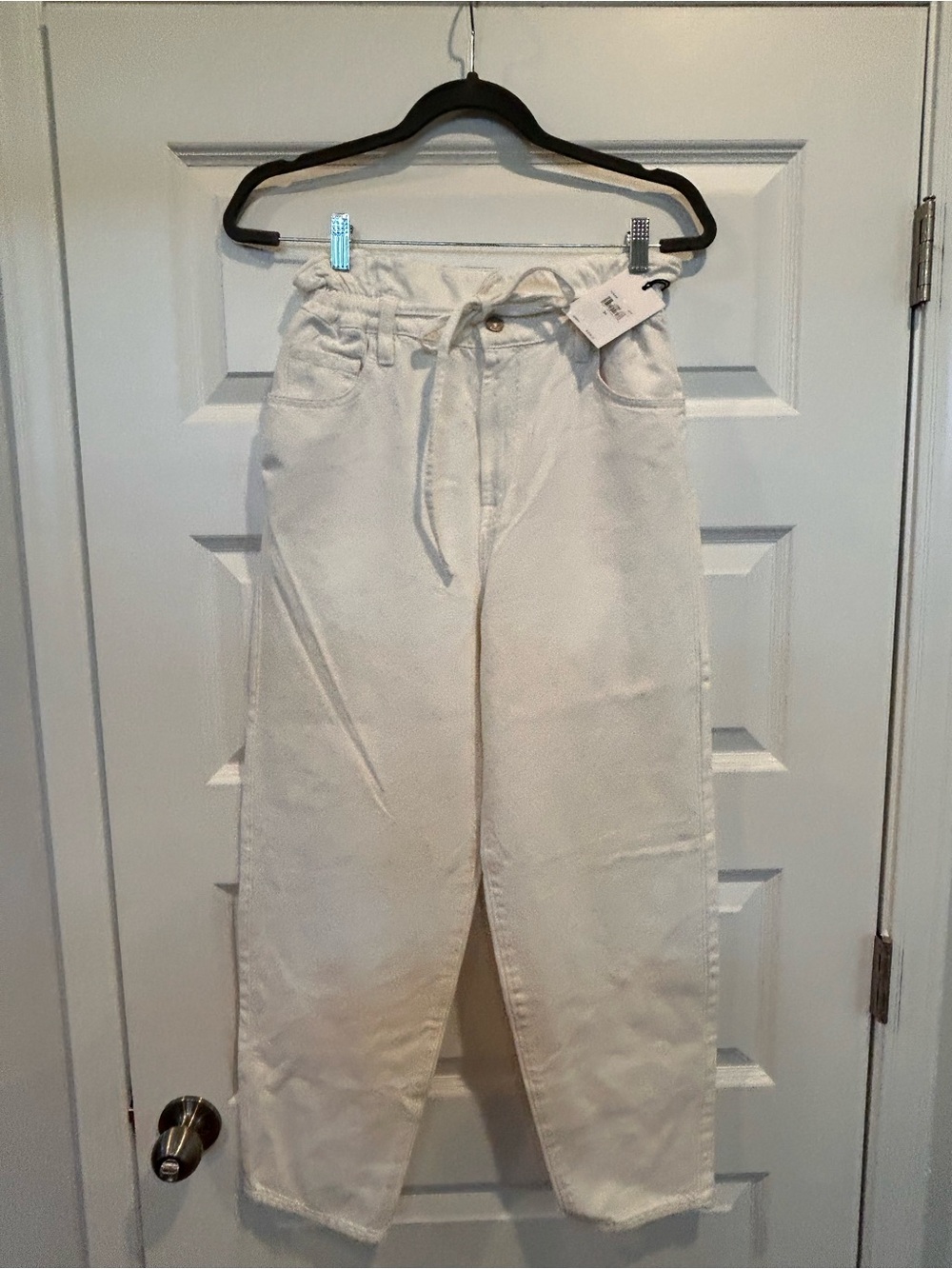 7 For All Mankind BNWT High-Waist Paperbag White Pants with Tie Waist Size 24